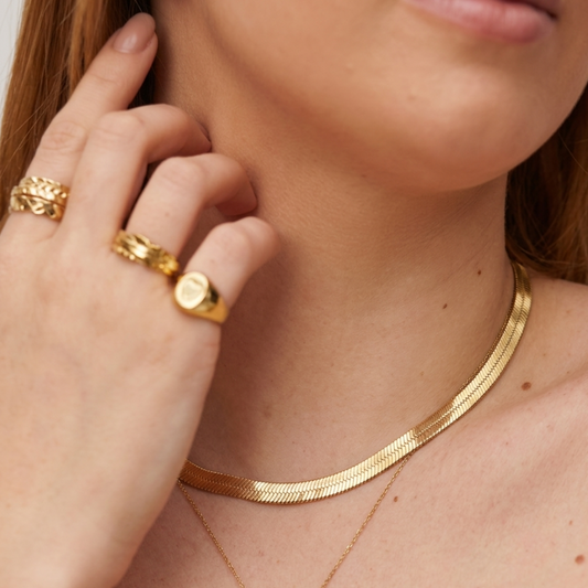 Colar em Fita "Lux"- Banhado a Ouro 18k