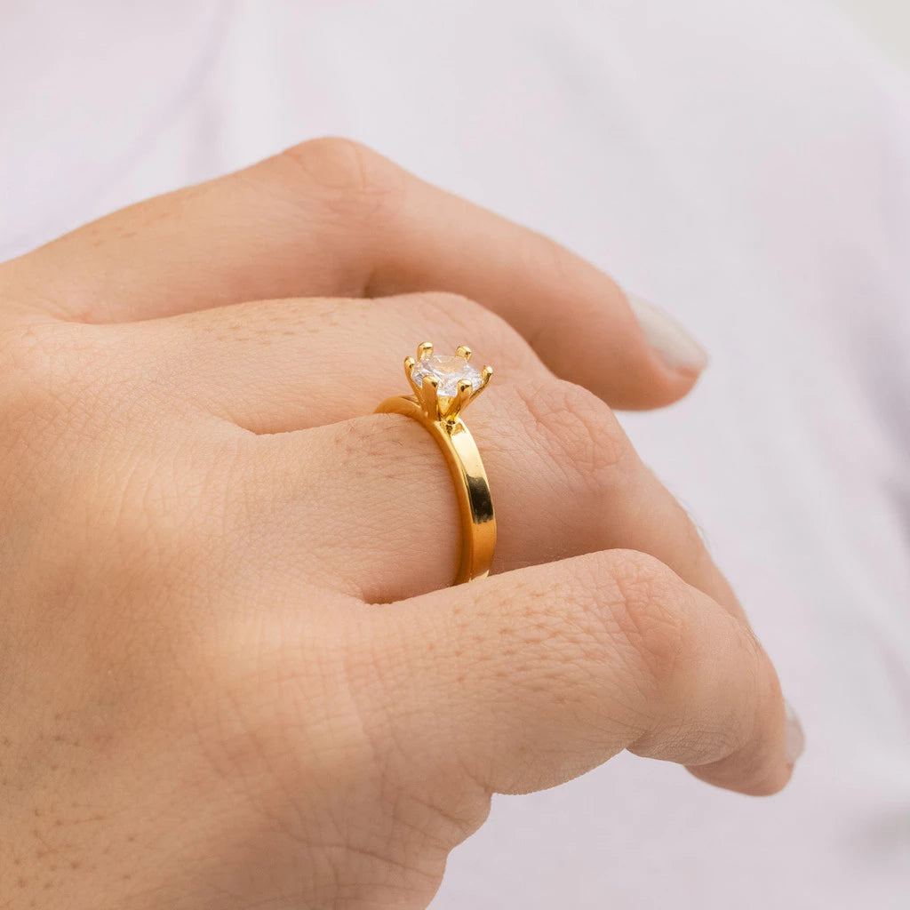 Anel Solitário Life - Banhados a Ouro 18k
