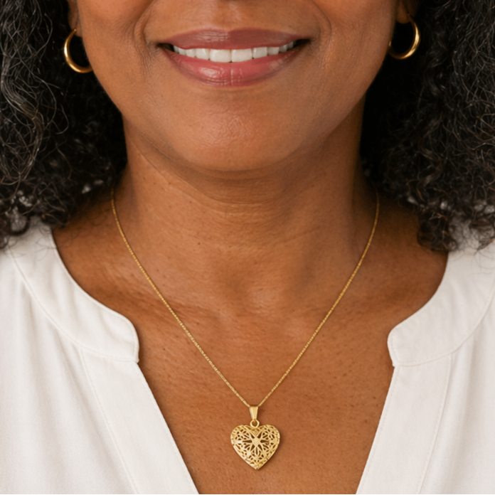 Relicário "Lovely Classic"- Banhado a Ouro 18k