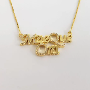 Colar "Mom Prayer"- Banhado a Ouro 18k