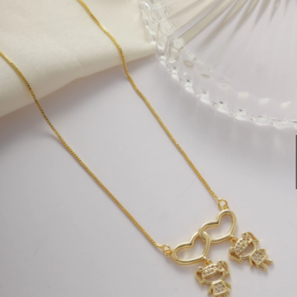 Colar "Maternal Love- Banhado a Ouro 18k