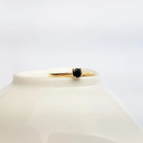 Anel Solitário "Elegance"- Banhado a Ouro 18k- Namoro, Noivado e Formatura