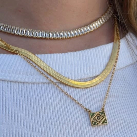 Conjunto "Brasil Glamour" - Bandeira Cravejada com Zircônias- Banhado a Ouro 18K